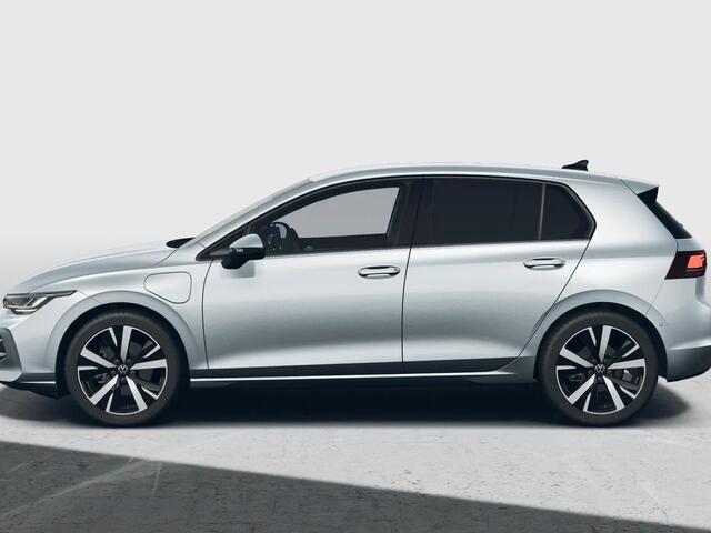 Volkswagen GOLF Life Edition 1.5 eHybrid 150 kW / 204 pk Hatchback