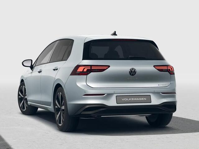 Volkswagen GOLF Life Edition 1.5 eHybrid 150 kW / 204 pk Hatchback