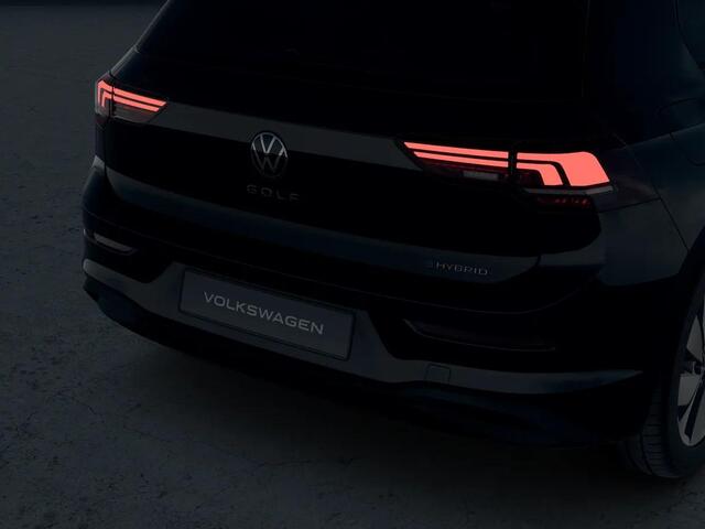 Volkswagen GOLF Life Edition 1.5 eHybrid 150 kW / 204 pk Hatchback