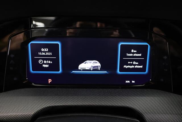 Volkswagen GOLF variant R-Line-Edition 1.5 eTSI 85 kW / 116 pk Variant 7 v