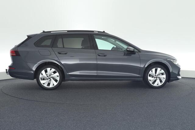 Volkswagen GOLF Variant 8.5 1.5 eTSI 150pk DSG Life Edition Panoramadak Trekhaak Camera Navigatie
