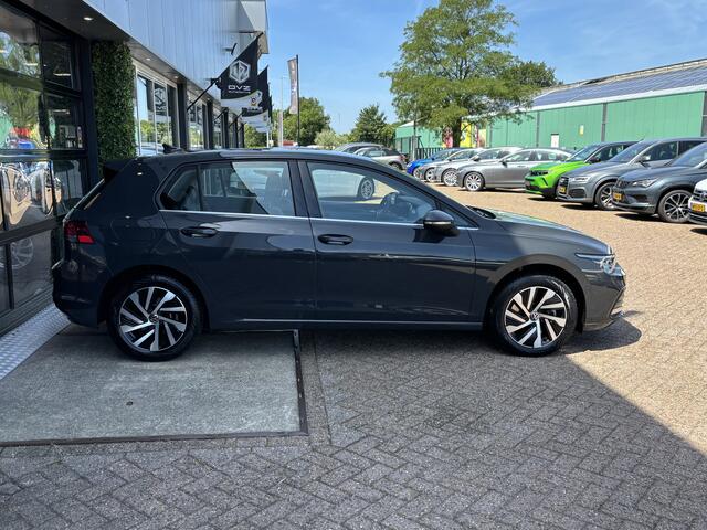 Volkswagen GOLF 1.4 eHybrid Style | Matrix | Ambient | Trekhaak