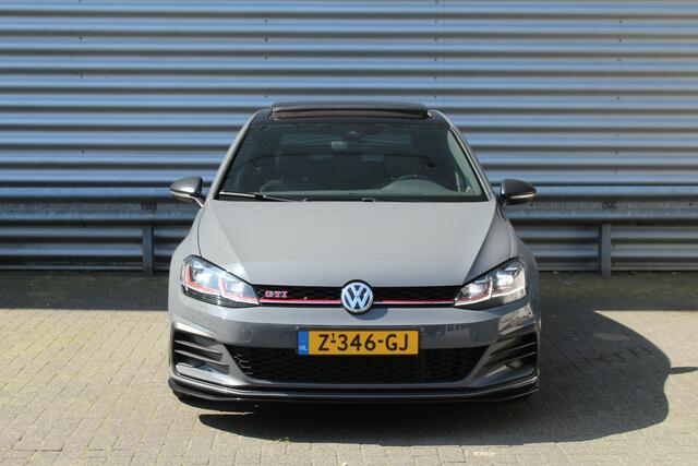 Volkswagen GOLF 2.0 TSI GTI TCR 290pk DSG7 Panoramadak Clima Cruise Navi Camera DynAudio Keyless Zwarte 19"LMV