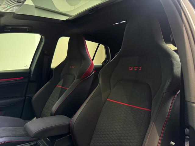 Volkswagen GOLF 2.0 TSI GTI Clubsport 45 Jahre Edition Pano|Akra|H/K|Camera|