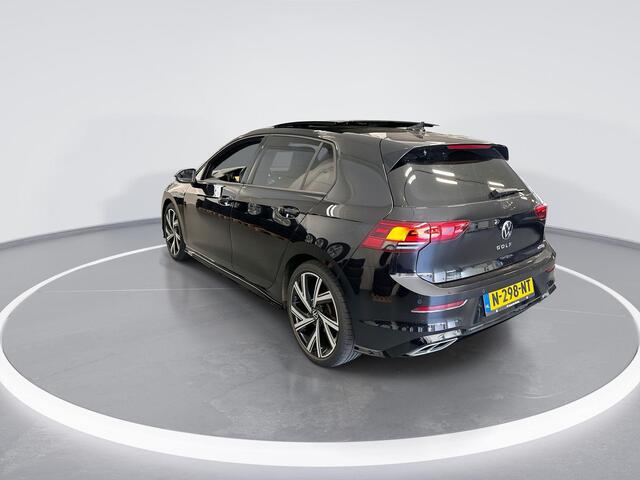 Volkswagen GOLF 1.5 eTSI 150pk DSG R-Line Business · Panoramadak · Apple/Android Car Play · Navi · P-Sensoren · Sfeerverlichting · 18'' Inch ·