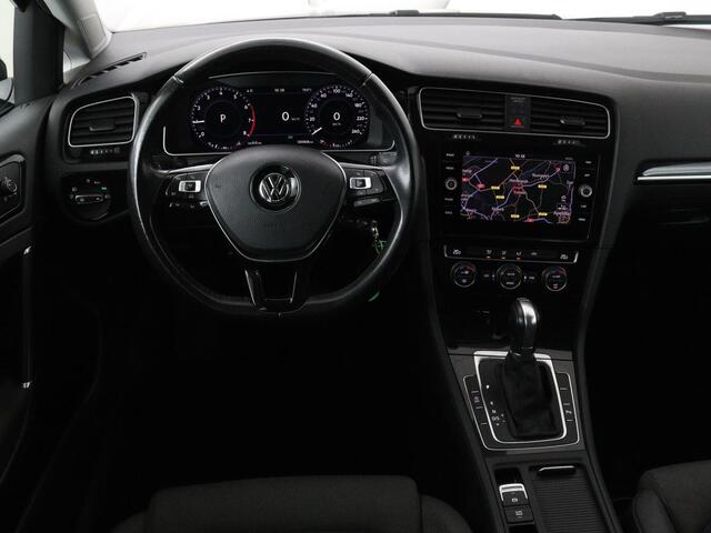 Volkswagen GOLF 1.0 TSI Highline | Full LED | Virtual Cockpit | Carplay | Adaptive cruise | Navigatie | Climate control | Parkeerhulp | Sportstoelen