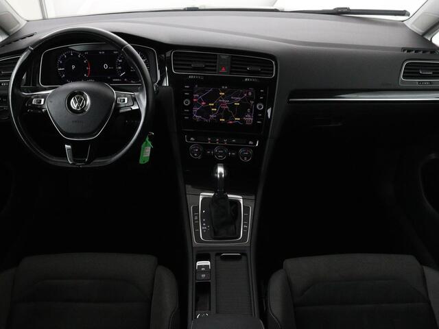 Volkswagen GOLF 1.0 TSI Highline | Full LED | Virtual Cockpit | Carplay | Adaptive cruise | Navigatie | Climate control | Parkeerhulp | Sportstoelen
