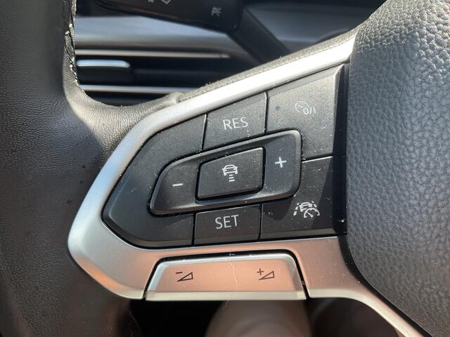 Volkswagen GOLF 1.5 TSI Style Pano Sfeerverl Adap.Cruise Carplay Led Memory Uitstraling!