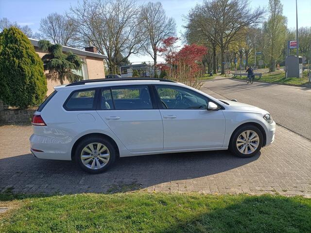 Volkswagen GOLF VARIANT 1.0 TSI Navi, Ad Cruise, Climate, Camera, PDC