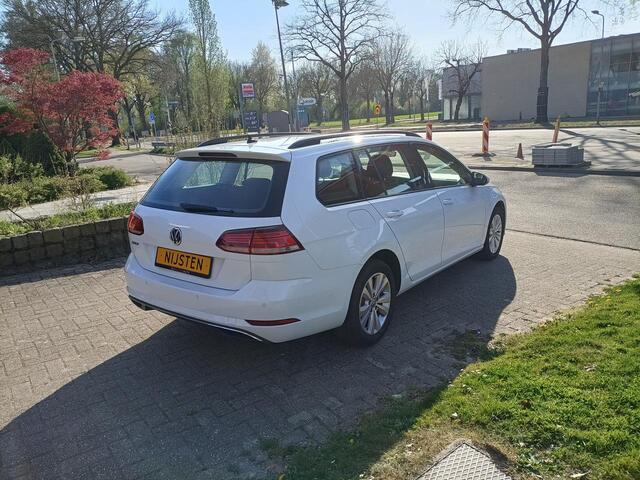 Volkswagen GOLF VARIANT 1.0 TSI Navi, Ad Cruise, Climate, Camera, PDC