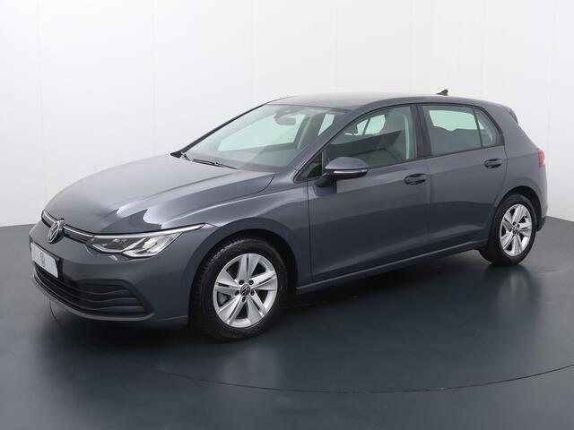 Volkswagen GOLF 1.0 TSI Life | 110 PK | Adaptive Cruise Control | Parkeersensoren | Navigatie