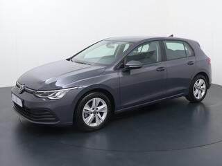 volkswagen-golf-1.0-tsi-life--110-