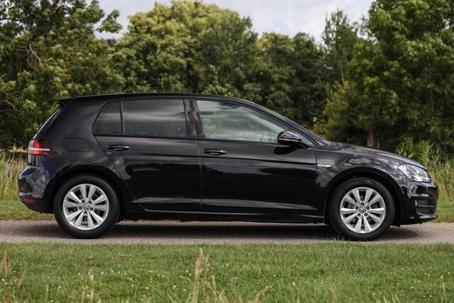 Volkswagen GOLF TSI DSG Business ? Navi ? Camera ? Cruise
