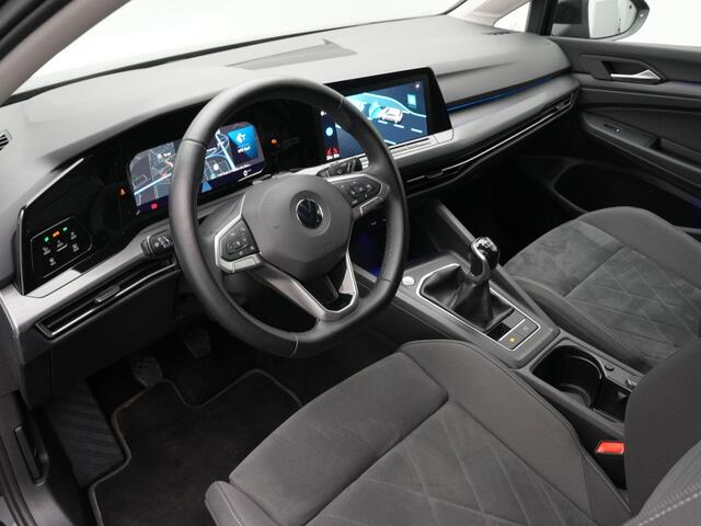 Volkswagen GOLF 1.5 TSI 130 pk Style | LED koplampen | Achteruitrijcamera | Stoelverwarming | Adaptive Cruise | 17 inch