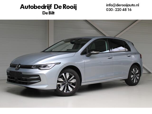 Volkswagen GOLF 1.5 TSI Life | Navigatie | PDC | Camera | LM'16 | Side Assist