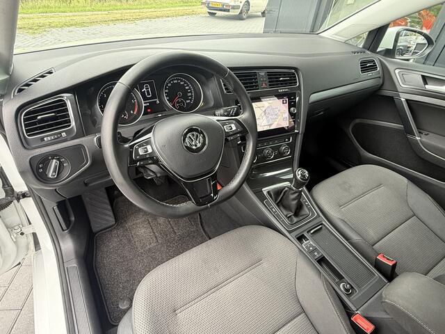 Volkswagen GOLF 1.6 TDI Comf. line Clima | Cruise | Navi | Parkeercamera | super zuinig