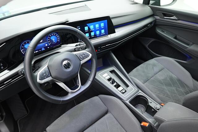 Volkswagen GOLF 1.5 eTSI Style |Pano|IQ|Memory|Massage|Ambient|Carplay|