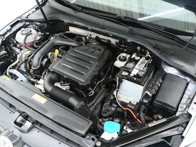 Volkswagen GOLF Variant 1.0 TSI Comfortline | IQ Drive | Adaptive Cruise | Camera | DAB | Carplay | LED