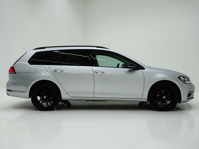 Volkswagen GOLF Variant 1.0 TSI Comfortline | IQ Drive | Adaptive Cruise | Camera | DAB | Carplay | LED