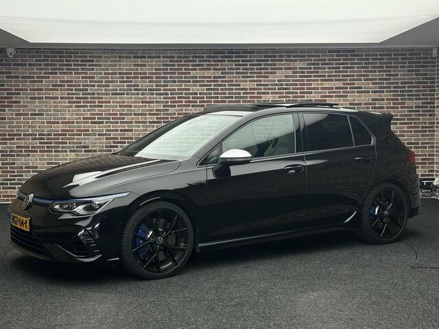 Volkswagen GOLF 2.0 TSI R 4Motion Panorama Akra HeadUp IQ Camera Nurburg