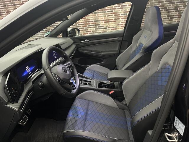Volkswagen GOLF 2.0 TSI R 4Motion Panorama Akra HeadUp IQ Camera Nurburg