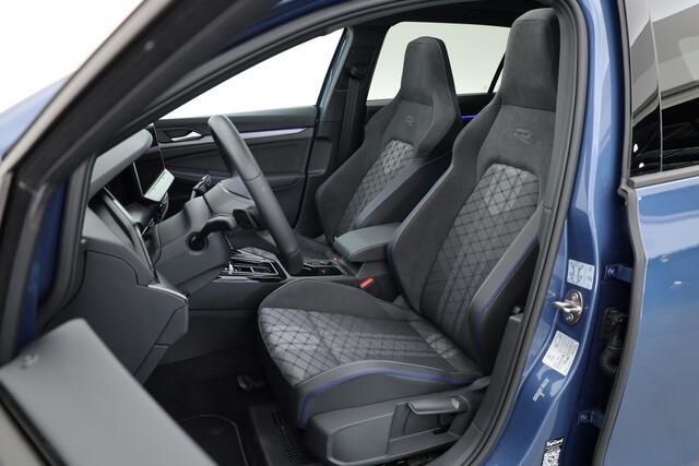 Volkswagen GOLF Variant 1.5 eTSI R-Line DSG | MY25 | Pano | IQ. Light | Adapt. Cruise | Camera | Stoel- Stuurverw. | Apple CarPlay