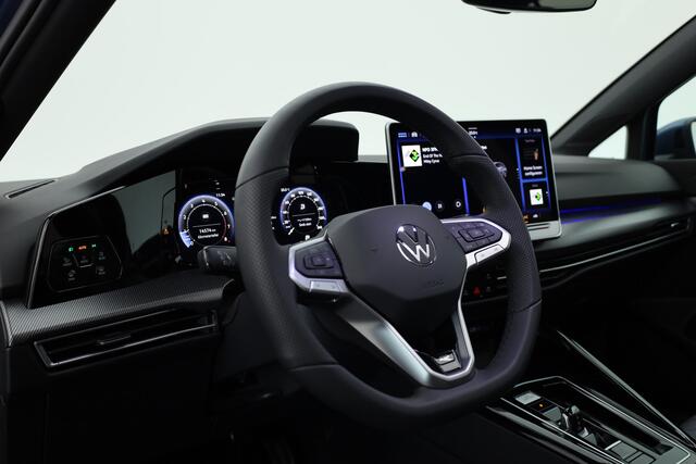 Volkswagen GOLF Variant 1.5 eTSI R-Line DSG | MY25 | Pano | IQ. Light | Adapt. Cruise | Camera | Stoel- Stuurverw. | Apple CarPlay