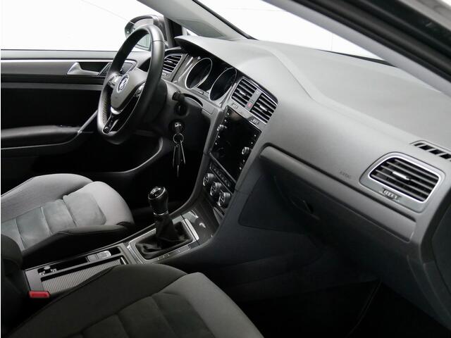Volkswagen GOLF 1.5 TSI Comfortline Bus. Navi/ECC/CAM/Carplay (all-incl. prijs)