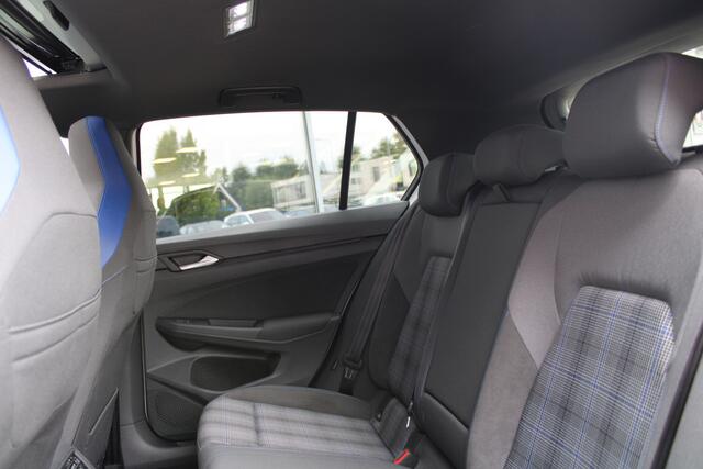 Volkswagen GOLF 1.4 eHybrid GTE SCHUIFDAK,IQ-LIGHT,DCC