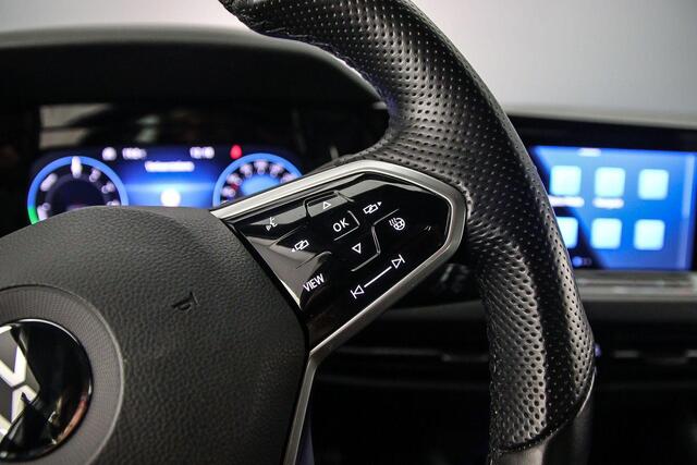 Volkswagen GOLF GTE 1.4 TSI eHybrid 245 pk DSG Automaat Trekhaak, Navigatie, Parkeersensoren, LED koplampen, Stoelverwarming, App connect, DAB, Radio, Stuurwiel verwarmd