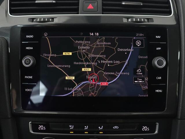 Volkswagen GOLF 1.0 TSI Comfortline | Navigatie | Apple Carplay | Parkeerhulp |