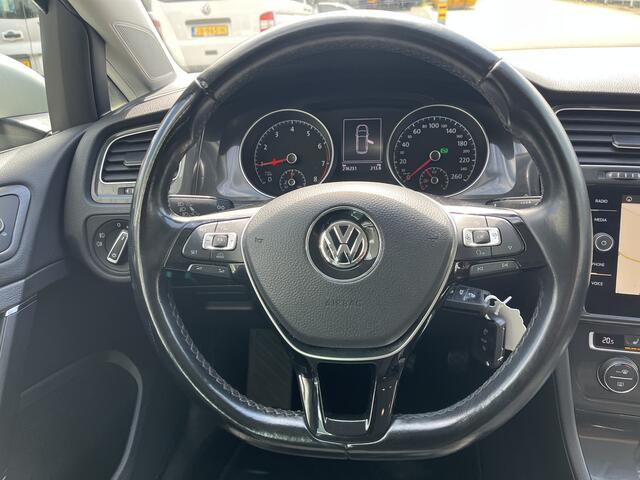 Volkswagen GOLF Variant 1.5 TSI DSG Automaat Comfortline Business ACC Camera Massagestoel Trekhaak