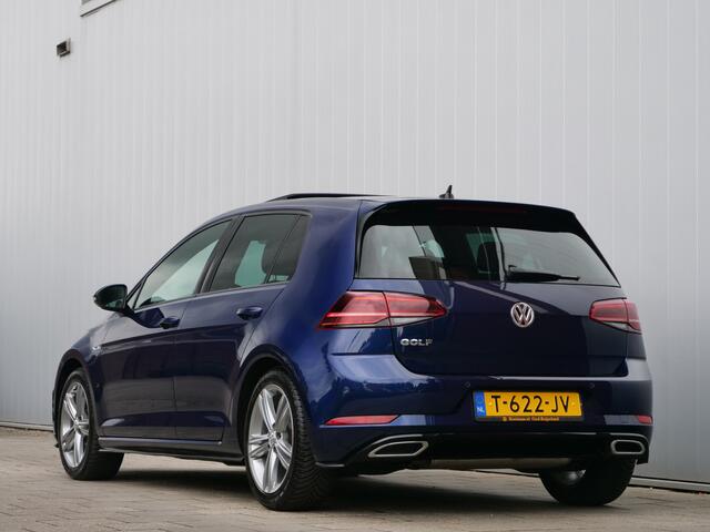 Volkswagen GOLF 1.5 TSI 150pk Highline Business R Automaat Schuifdak / Navigatie / Adaptive cruise