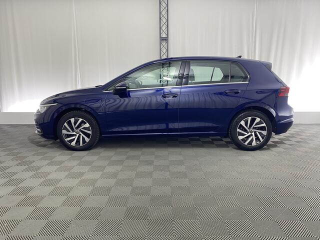 Volkswagen GOLF 1.4 eHybrid Style | Plug in | Trekhaak | Apple carplay | Navi | Sfeerverlichting
