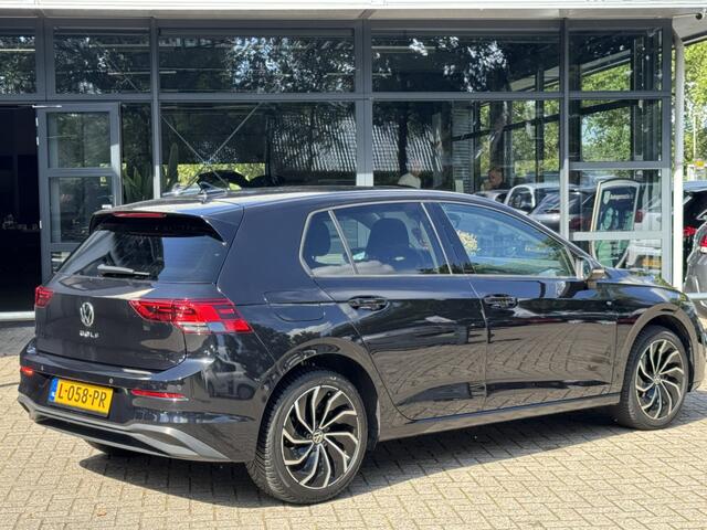 Volkswagen GOLF 1.0 TSI Life Business Stoel&stuur verwarming/Led/Cockpit/Apple CarePlay