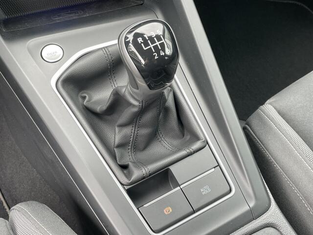 Volkswagen GOLF 1.0 TSI Life Business Stoel&stuur verwarming/Led/Cockpit/Apple CarePlay