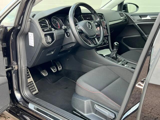 Volkswagen GOLF 1.0 TSI Sound | Carplay | ACC | PDC | 18''