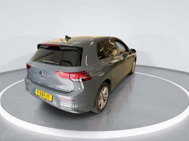 Volkswagen GOLF 1.0 Tsi 110pk Life · Apple/Android Car Play · Navigatie · P-Sensoren · Sfeerverlichting · ACC · Getint Glas · 16'' Inch · Garantie t/m 04-07-2027 of 100.000km