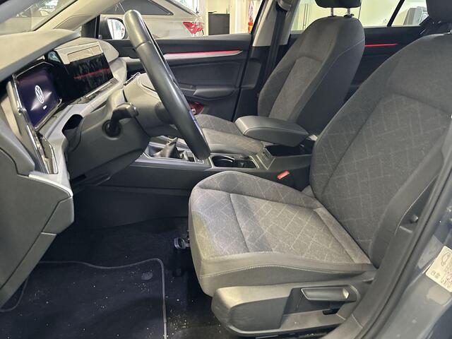 Volkswagen GOLF 1.0 Tsi 110pk Life · Apple/Android Car Play · Navigatie · P-Sensoren · Sfeerverlichting · ACC · Getint Glas · 16'' Inch · Garantie t/m 04-07-2027 of 100.000km
