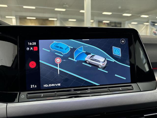 Volkswagen GOLF 1.0 Tsi 110pk Life · Apple/Android Car Play · Navigatie · P-Sensoren · Sfeerverlichting · ACC · Getint Glas · 16'' Inch · Garantie t/m 04-07-2027 of 100.000km