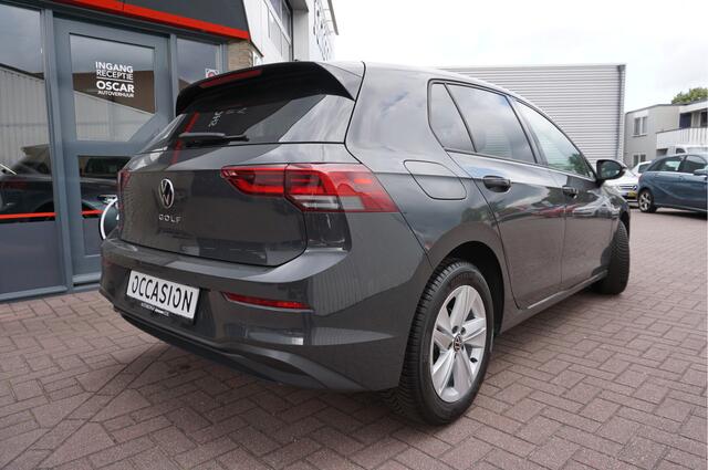 Volkswagen GOLF 1.5 TSI Life Business
