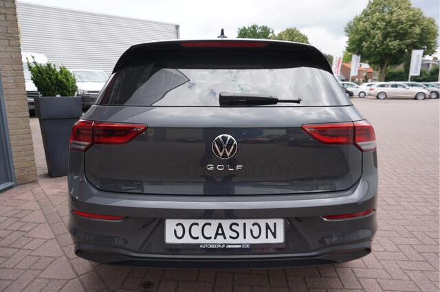 Volkswagen GOLF 1.5 TSI Life Business