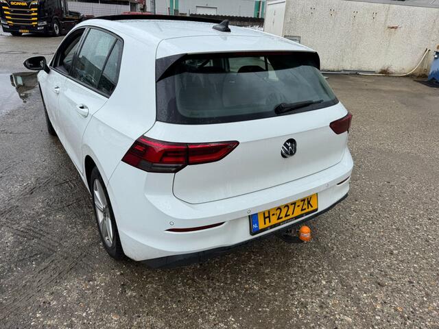 Volkswagen GOLF 1.5 TSI Life