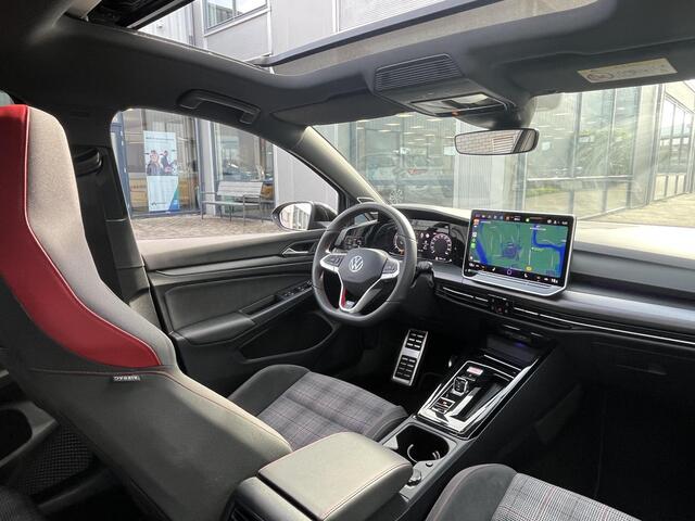 Volkswagen GOLF 2.0 TSI GTI | Navi/Clima/Adapt.Cruise/Pano.Dak/Head-Up/Sfeerverlichting/Virtual/Apple CarPlay-Android Auto