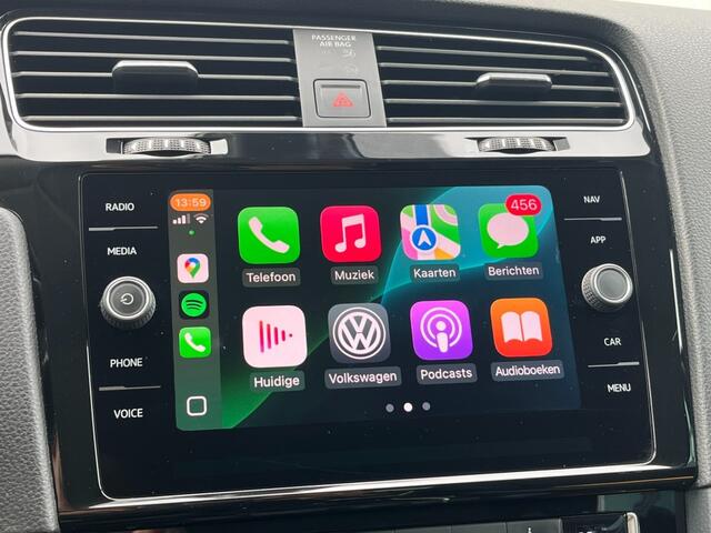 Volkswagen GOLF 1.0 TSI Highline I Carplay I Adapt. Cruise I Navi I Stoelverw.