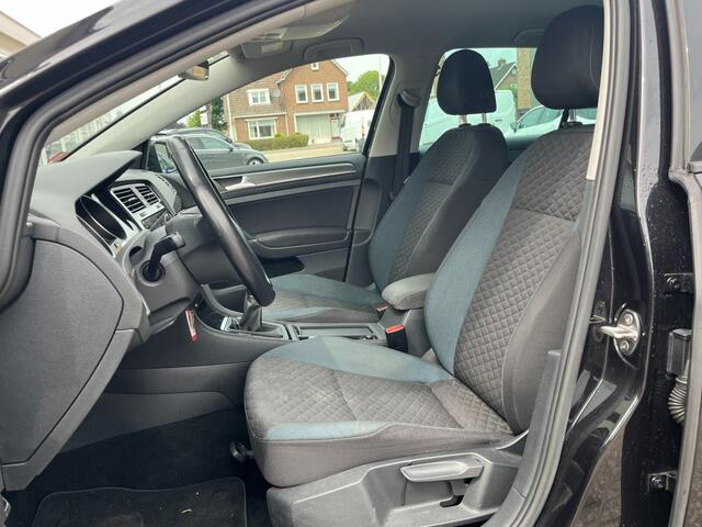 Volkswagen GOLF 1.0 TSI Highline I Carplay I Adapt. Cruise I Navi I Stoelverw.