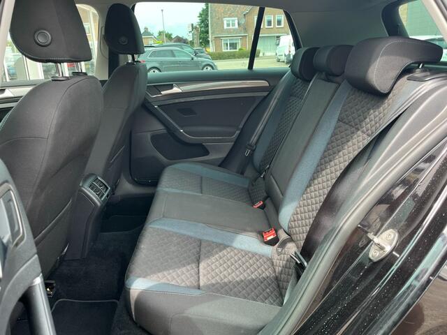 Volkswagen GOLF 1.0 TSI Highline I Carplay I Adapt. Cruise I Navi I Stoelverw.