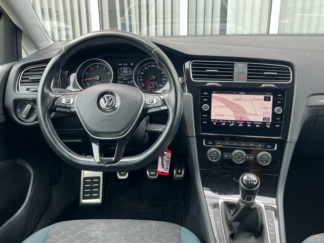 Volkswagen GOLF 1.0 TSI Highline I Carplay I Adapt. Cruise I Navi I Stoelverw.