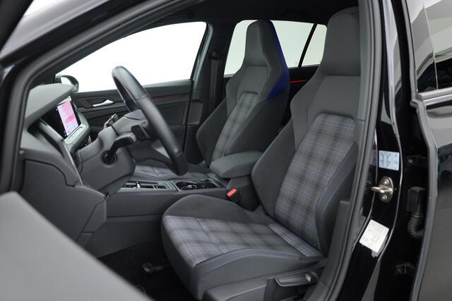 Volkswagen GOLF 1.4 eHybrid GTE | Adapt. Cruise | Mistlampen | Stoel- Stuurverw. | IQ. Light | Navi | Camera