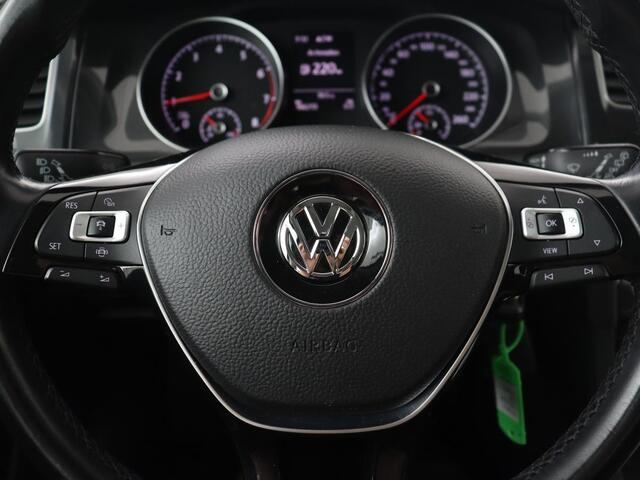 Volkswagen GOLF 1.0 TSI Comfortline | Carplay | Adaptive cruise | Navigatie | Climate control | Parkeerhulp | Bluetooth